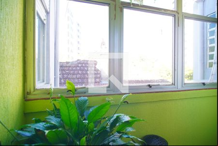Sala - Varanda de apartamento para alugar com 3 quartos, 96m² em Rio Branco, Porto Alegre
