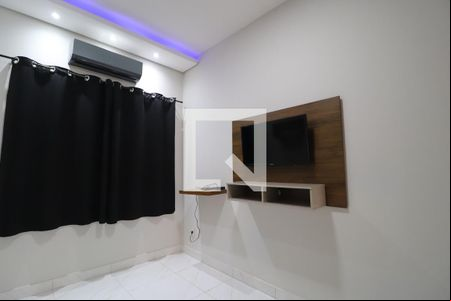 Quarto 1 de casa para alugar com 2 quartos, 70m² em Shopping Park, Uberlândia