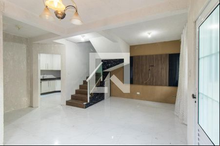 Sala de casa para alugar com 3 quartos, 126m² em Pinheirinho, Curitiba